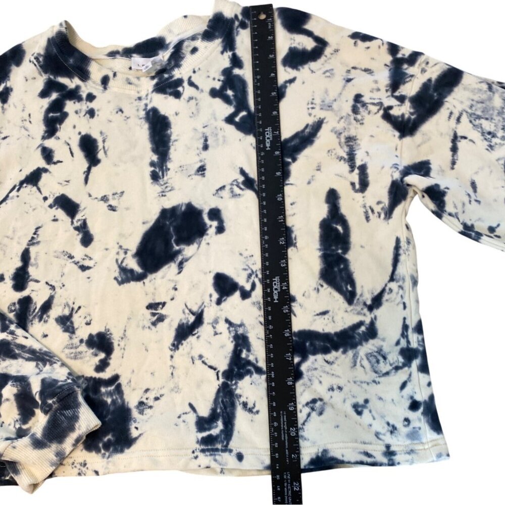 Le Lis Tie-Dye Crop Sweatshirt, Off-white and Navy Blue, Size Medium - Picture 6 of 8